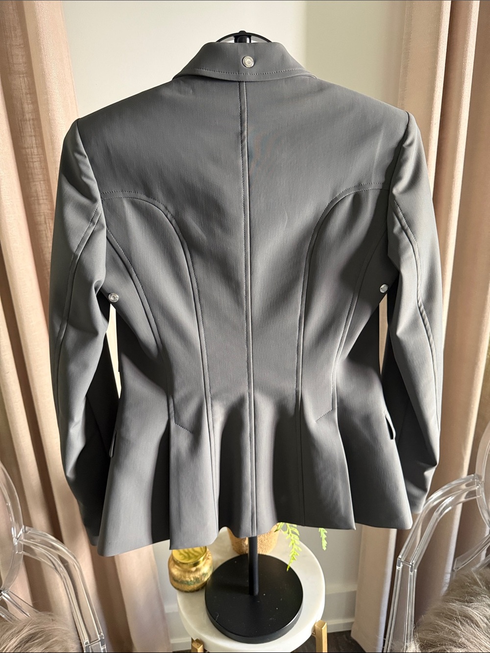 EQUILINE Italia Women’s Gray Show Blazer - Tailored Sport Coat PRICE FIRM - Picture 2 of 12